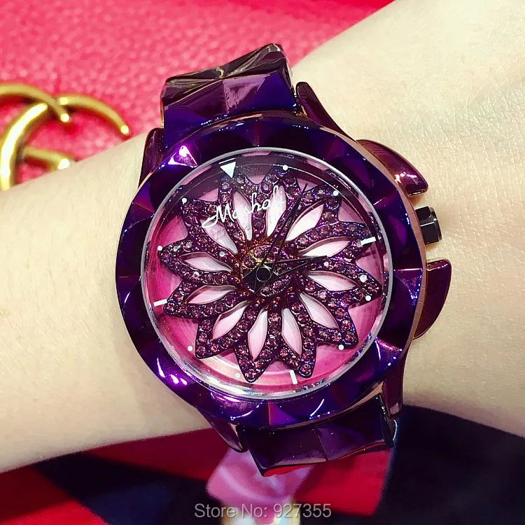 

2020 New Women Watch Stainless Steel Watches Lady Shining Rotation Dress Watch Big Diamond Purple Wristwatches Lady Clocks hours