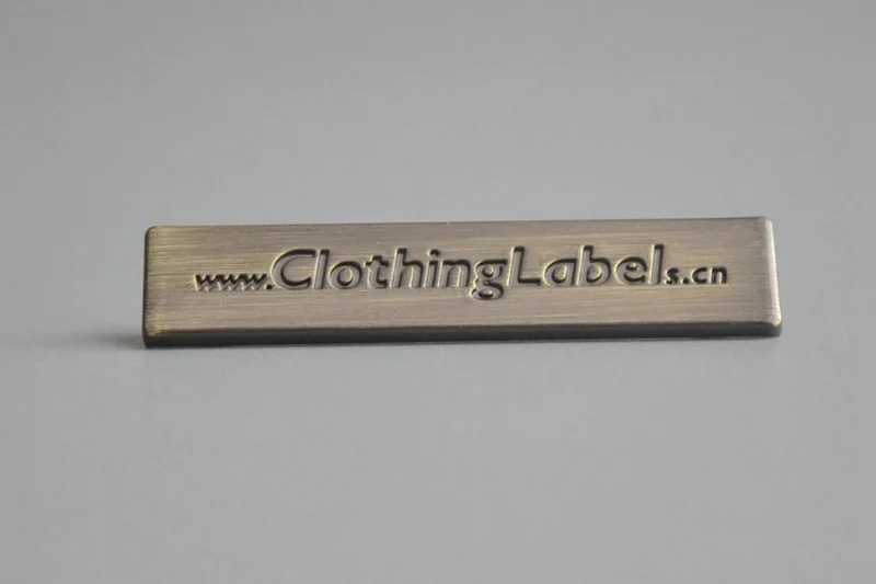 Custom metal labels for bag clothing shoes engraved logo zinc alloy material gunmetal color accept small order | Дом и сад