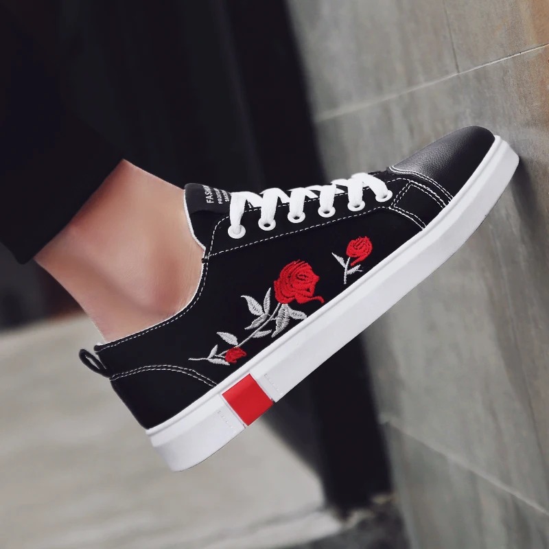 

2019 Men Casual Shoes Spring Autumn Breathable Mens Shoes Zapatillas Hombre Fashion Student Shoes Masculino Adulto Sneaker 39-44