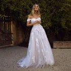 Платье свадебное кружевное ТРАПЕЦИЕВИДНОЕ с открытыми плечами и аппликацией, 2020