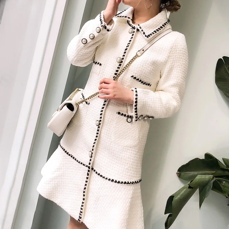 Фото Осенние Белые Шерстяные твидовые женские куртки однобортные облегающие офисные Осенние Белые Шерстяные твидовые женские куртки однобортные облегающие офисные