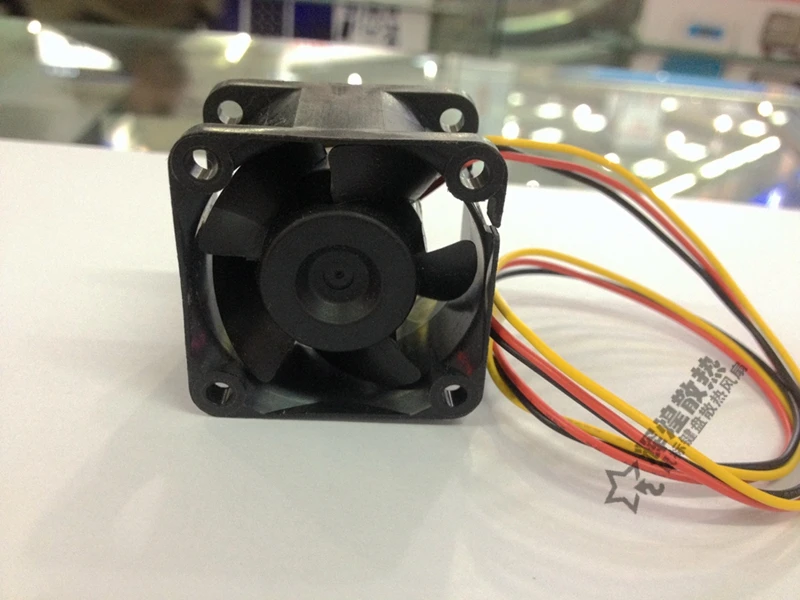 Free shipping Nidec 4028 D04XL-12P2G DC12V 0.29A 4CM Violent Cooling Equipment Fan | Компьютеры и офис