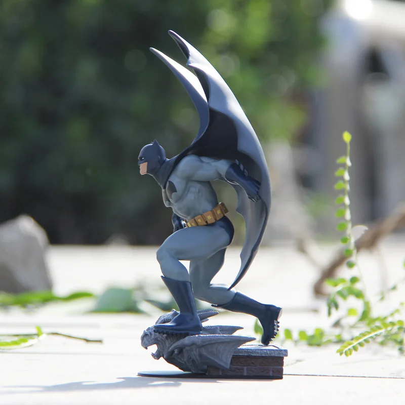 Бесплатная доставка фигурка Бэтмена DC ограниченная серия 8 дюймов статуя черные