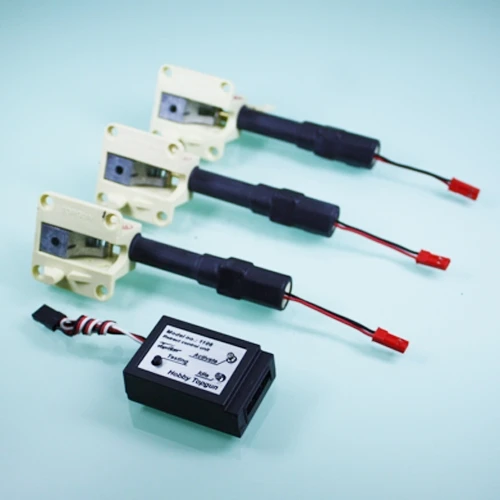 Электрическая убираемая система шасси для радиоуправляемого самолета весом до 3