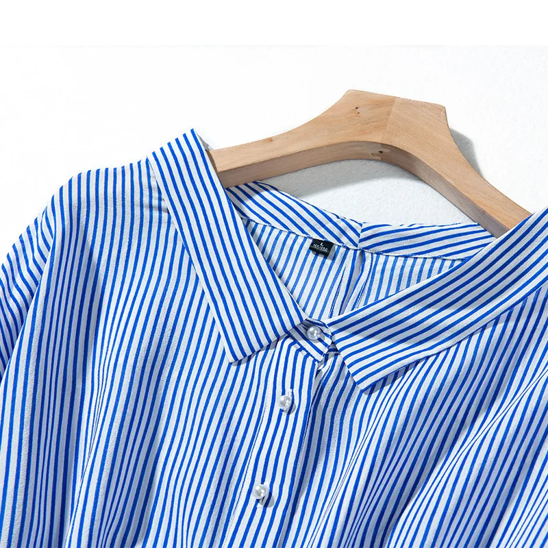 100% Silk Striped Printed New Fashion Womens Half Sleeve Blouses Casual 2 Colors Imitation pearl buckle 2019 |