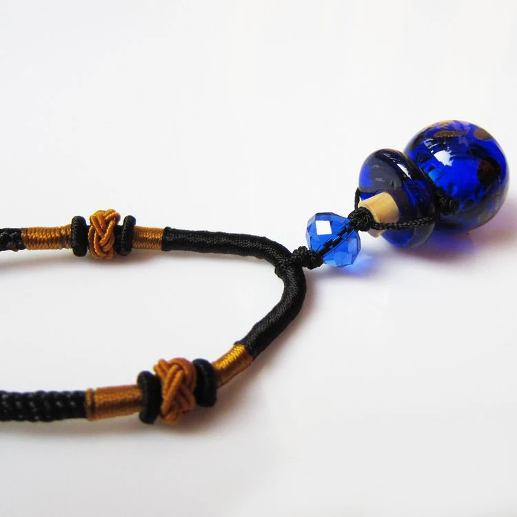 Красивое ожерелье с подвеской в виде духов из муранского стекла флаконы эфирным