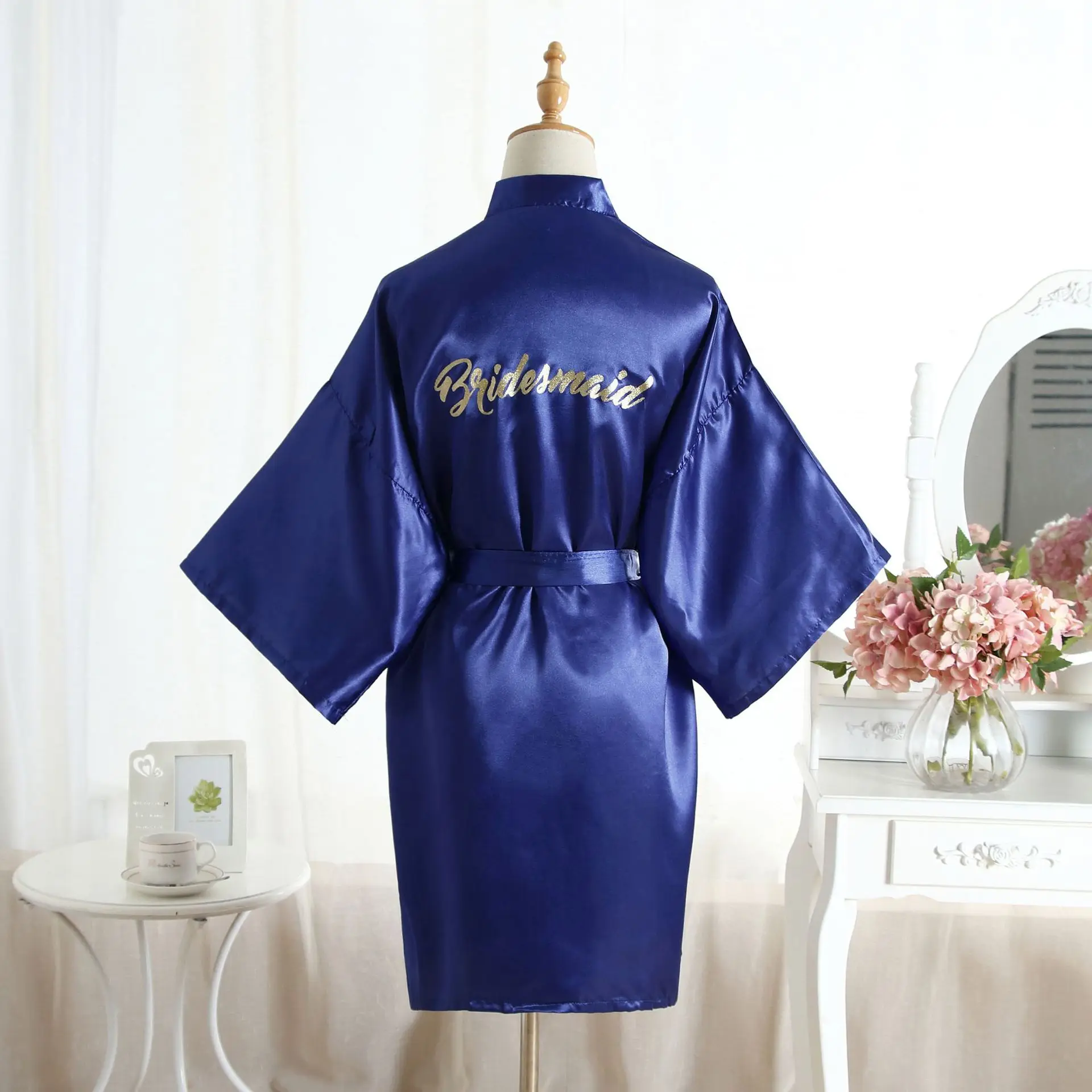 Blue Bridesmaid Шелковый атлас для свадьбы, невесты, подружки невесты Matron/Maid of honor мать невесты костюм жениха сплошной Халат короткий банный халат-кимоно - Цвет: Blue Bridesmaid