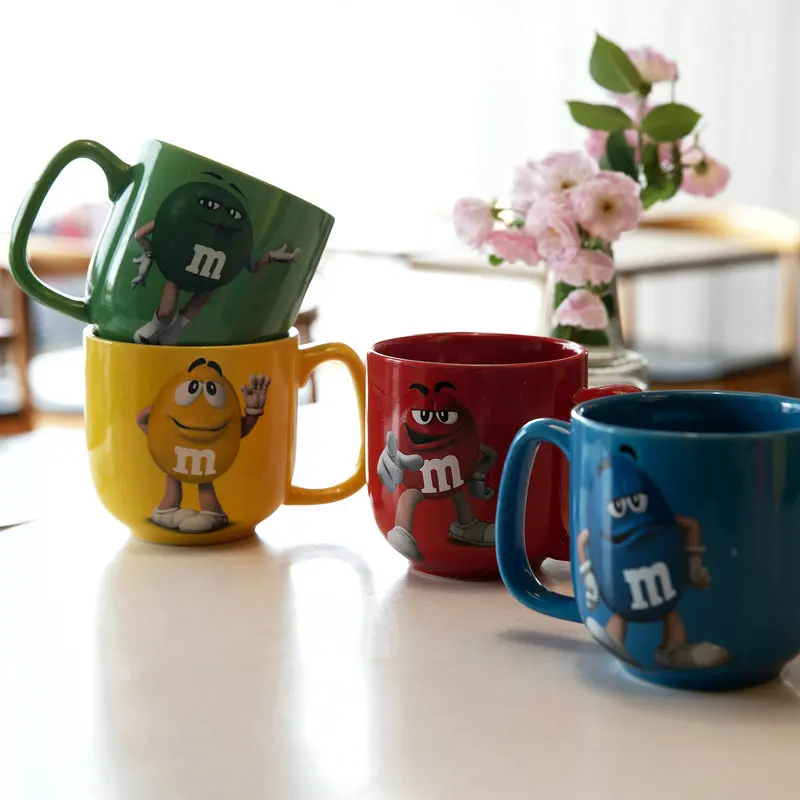 Симпатичные M& M's мм кофейные чашки керамические цветные кофейные овсянки кофейная кружка глазурь кофейная кружка с молоком водяные чайные кружки Посуда для напитков