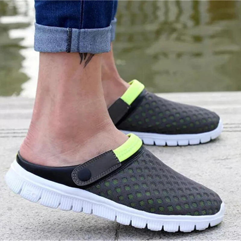 

Dropshiping Men Summer Sandals 2019 New Breathable Men Slippers Mesh Lighted Casual Shoes Outdoor Slip on Beach Flip Flops