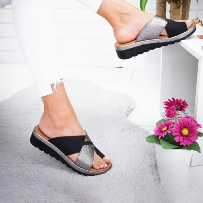 Сандалии женские на платформе шлепанцы с перекрестными ремешками босоножки