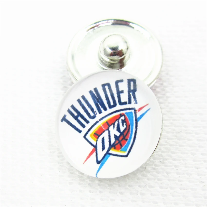 20 шт./лот горячая распродажа OKC Thunder баскетбольная команда спортивные кнопки для 18