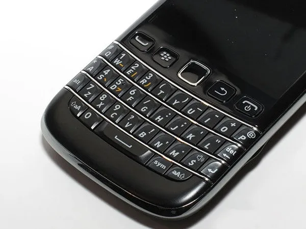 9790 Blackberry 9790 разблокированная QWERTY клавиатура 5Мп камера 768 Мб ОЗУ 8 Гб ПЗУ 3g WCDMA wifi gps сенсорный экран смартфон