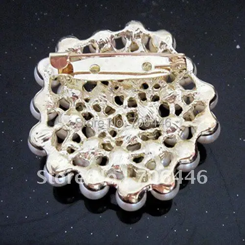 

1.8 Inch 18KGP Cream Pearl and Rhinestone Crystal Wedding or Party Pin Brooch