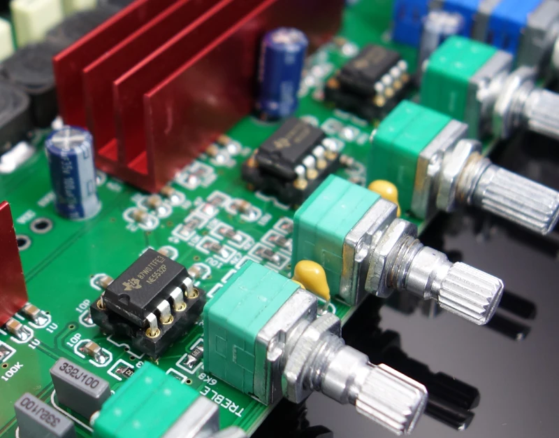 

DC12-25V TPA3116 5.1 channel Bluetooth 4.2 amplifier