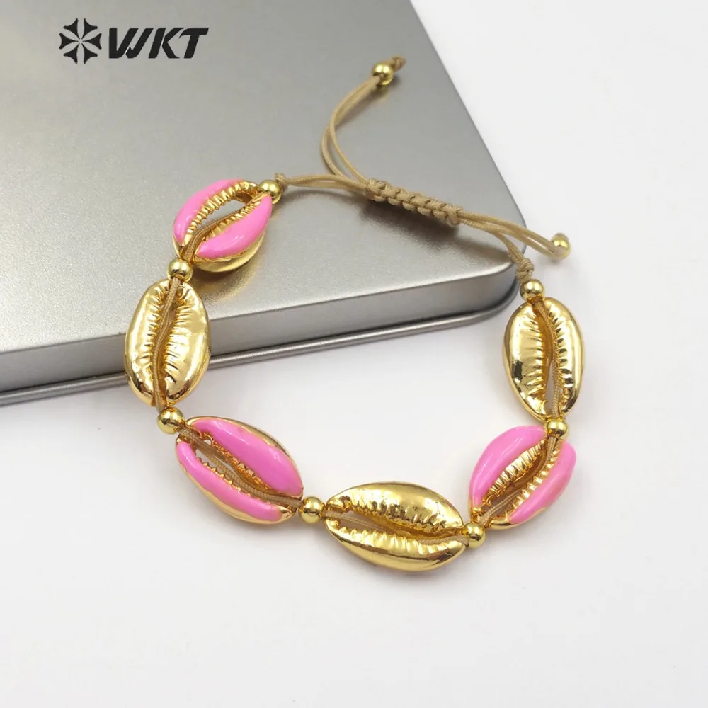 

WT-B456 Coloful Cowrie Shell Bracelet Sea Shell In Gold Pink Blue Yellow Red Purple Fashion Sea Shell Jewelry Handmade Bracelet