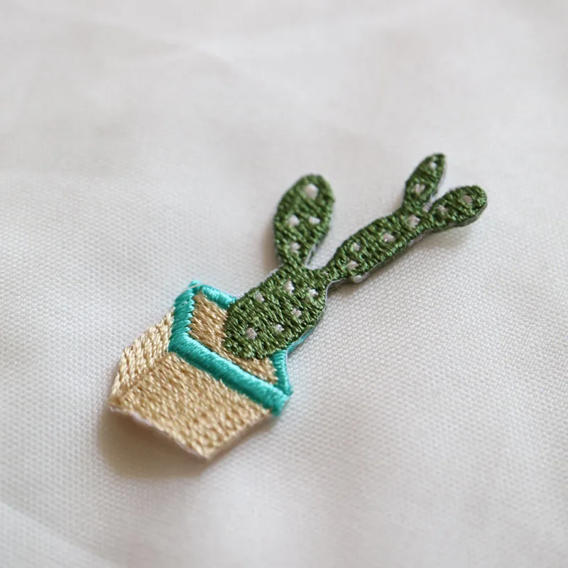 

7pc/lot iron on cloud cactus patches for clothing Small embroidery ironing applique parches sticker for bags backpack jeans