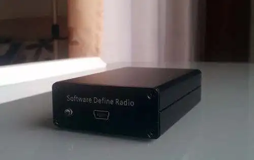 100KHz-1 7 GHz полный диапазон UV HF RTL-SDR USB тюнер приемник/R820T + 8232 CW FM VHF UHF AM (NFM WFM) DSB LSB чехол