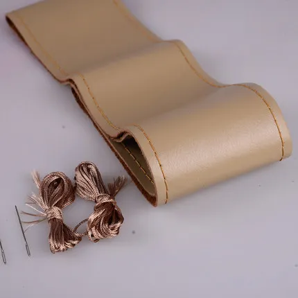 Beige Новые износостойкие Чехлы рулевого колеса автомобиля Кожаная оплетка на руль крышки автомобиля универсальные аксессуары для интерьера - Название цвета: Beige
