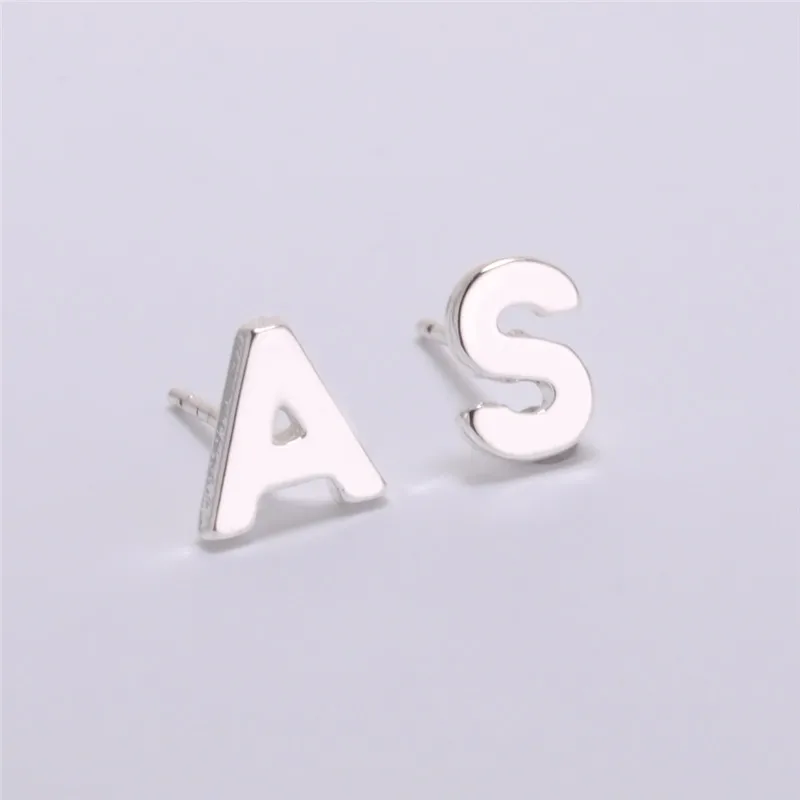 2017 новая мода маленькая начальная шпилька подружки невесты подарок буквы серьги