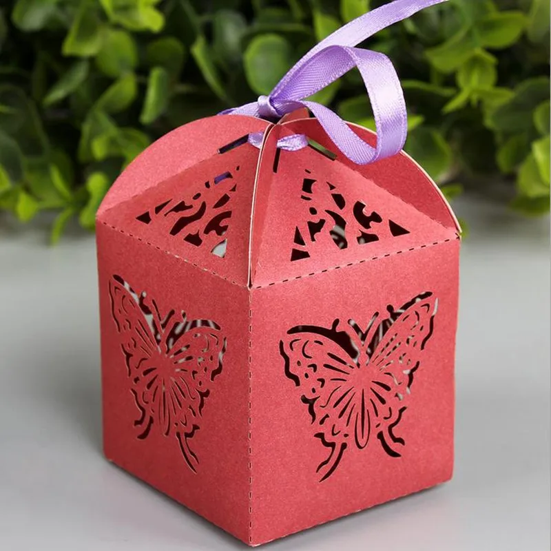 Оптовая продажа 50 шт. коробка для конфет с лазерной резкой и большой бабочкой