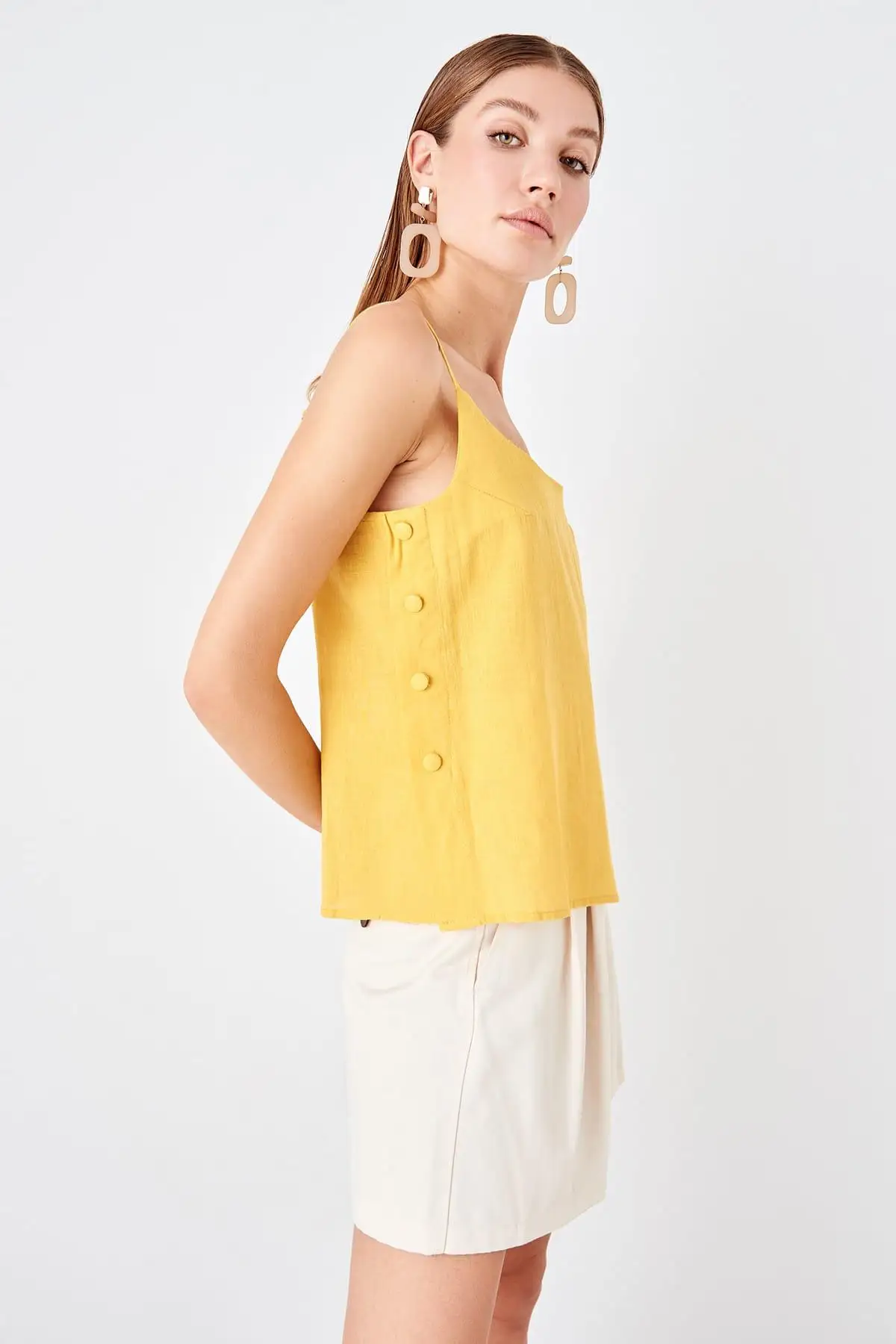 Trendyol желтая блузка на пуговицах TWOSS19BZ0045| |