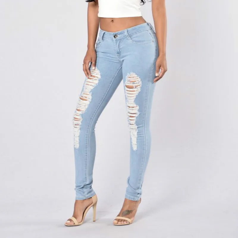 2018 женские потертые джинсы небесно голубого цвета со средней талией Стрейчевые