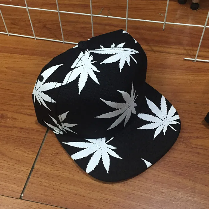 Лидер продаж Snapback повседневные Хип Хоп бейсболки Chapeu Bonet Gorra вышивка Зеленый Лист конопли цветочные шляпы с принтом для мужчин и женщин - Цвет: plate White