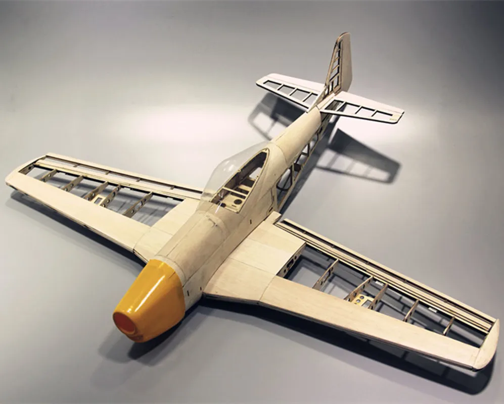 Модель радиоуправляемого самолета лазерная вырезка новая рама P51 без крыльев 1000