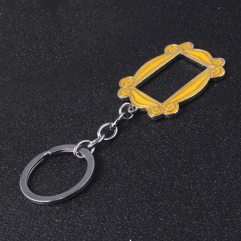 

Friends tv show Monica's Door yellow photo frame keychains enamel pendant keyring fashion souvenirs gifts jewelry