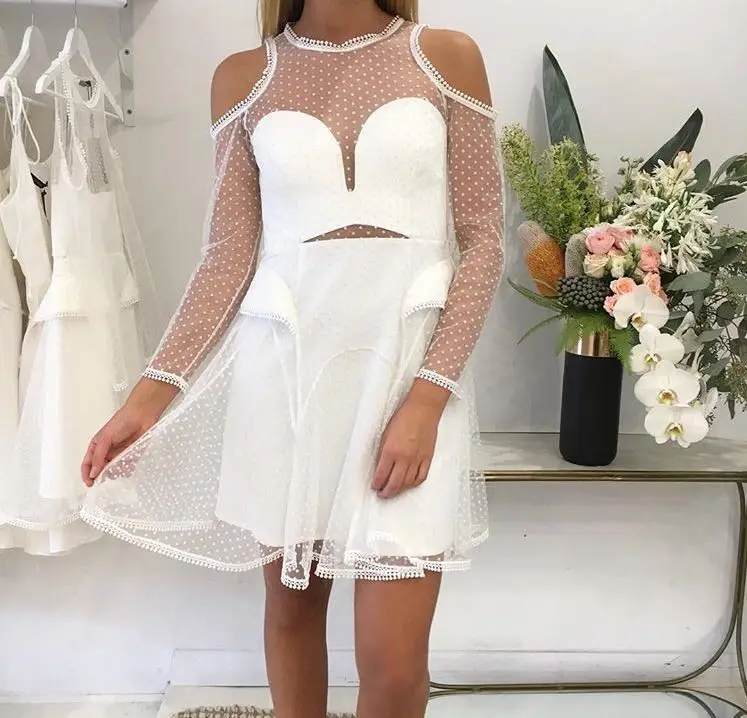 Модные кружевные белые и черные цельный короткое платье леди милый Новый Off-плечо