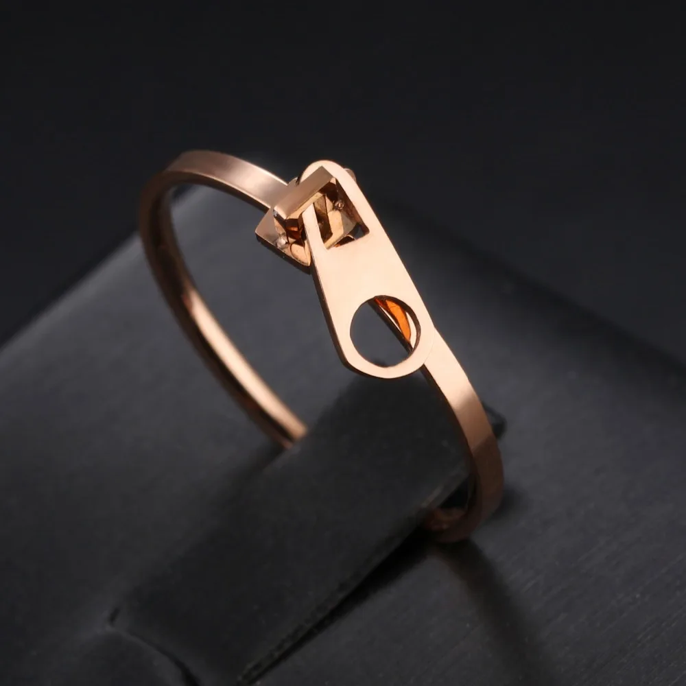 Fate Love Fashion Zipper Pull Design Women 's Rings Rose Gold Color Creative Jewelry Finger Bands Gift Drop Shopping Never Fade |