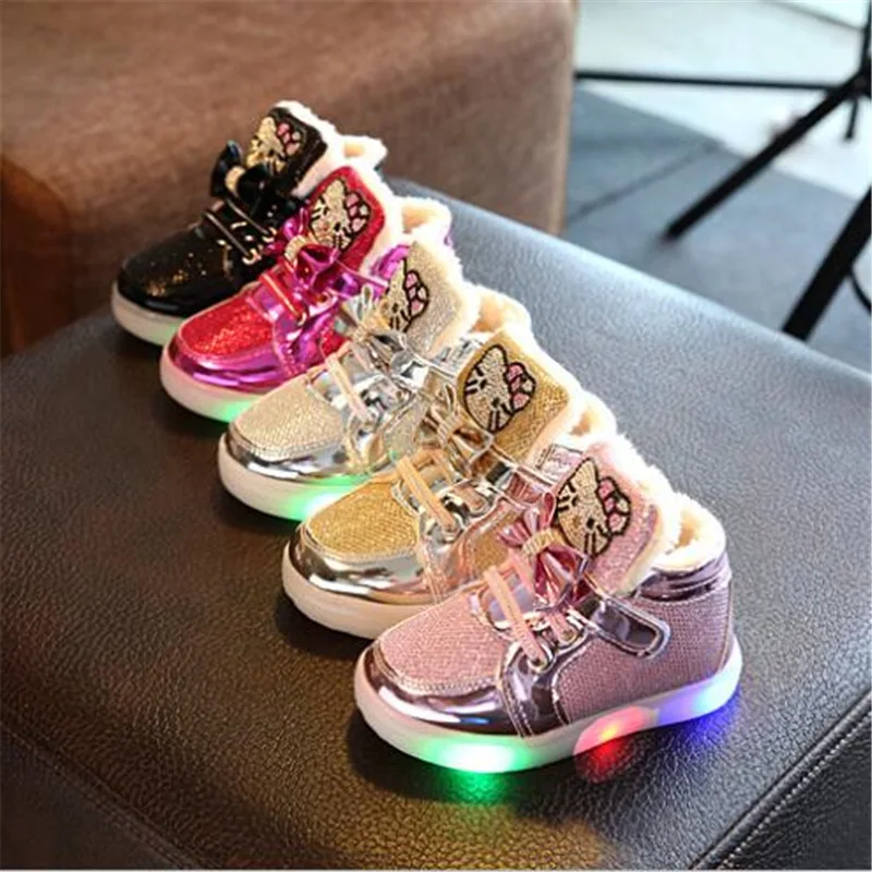 Кот Девушки обувь Мода теплые высокие верхние дети Кроссовки 2017 зима Водить