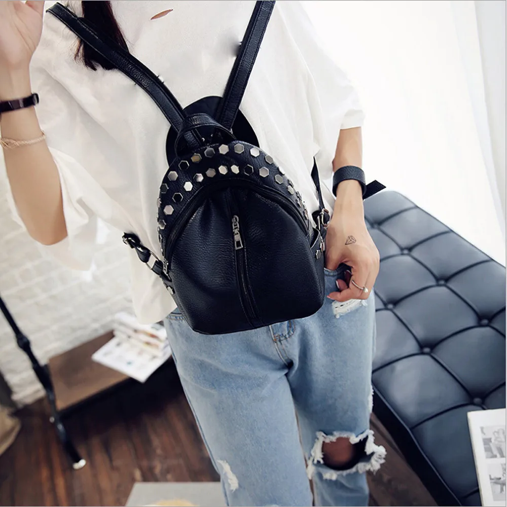 Корейский женский рюкзак Mochila с заклепками высококачественные черные кожаные