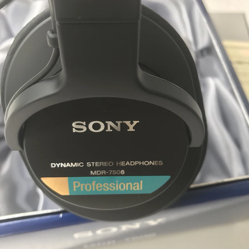Б/у, sony MDR7506 Профессиональные Большие мембранные наушники(не полный