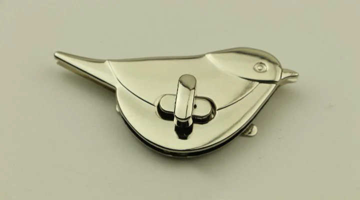 Silver BDTHOOO 1 шт. металлическая застежка поворотный замок для DIY сумки Сумка кошелек аппаратное закрытие сумка Запчасти Аксессуары - Цвет: Silver