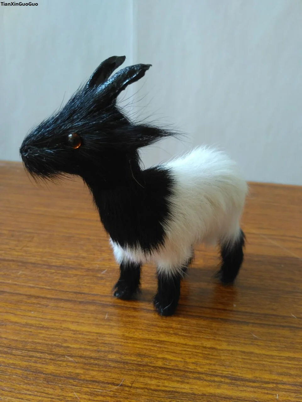 

12x4x12cm simulation sheep hard model prop polyethylene&furs black&white sheep craft home decoration toy gift s1602
