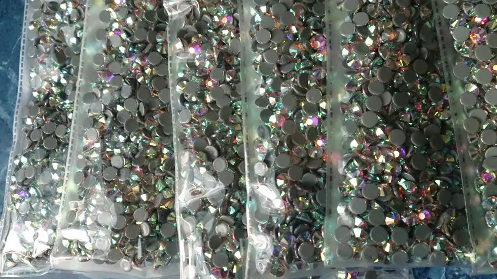 Ss3 ss6 ss8 ss10 ss16 ss20 ss30 ss34 ss40 ss50 Crystal AB Цвет DMC железа на Hot fix Кристалл Стекло одежды