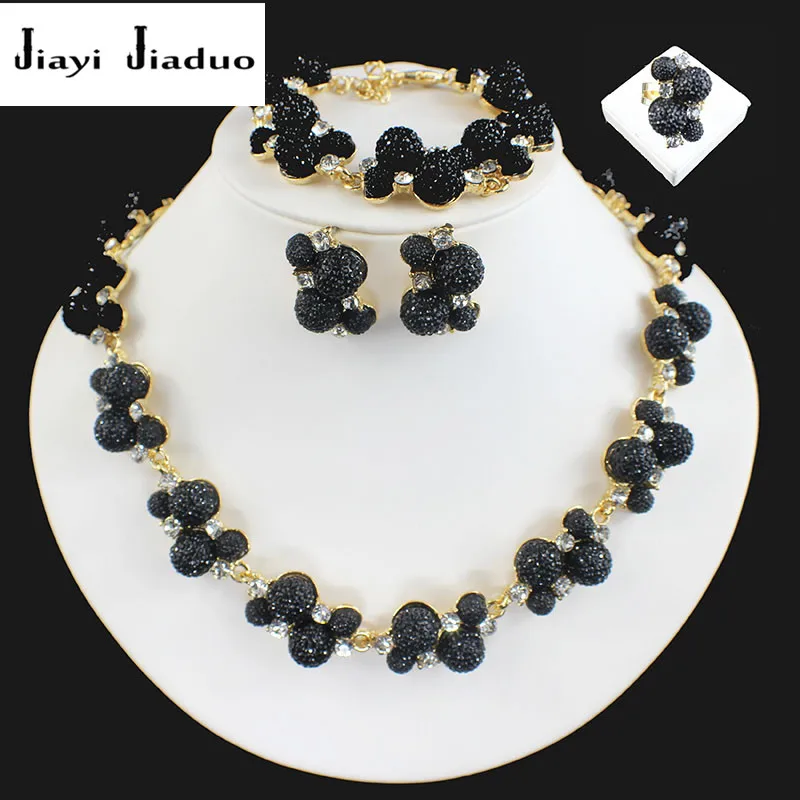 Женский ювелирный комплект колье и серьги золотого цвета с круглыми черными