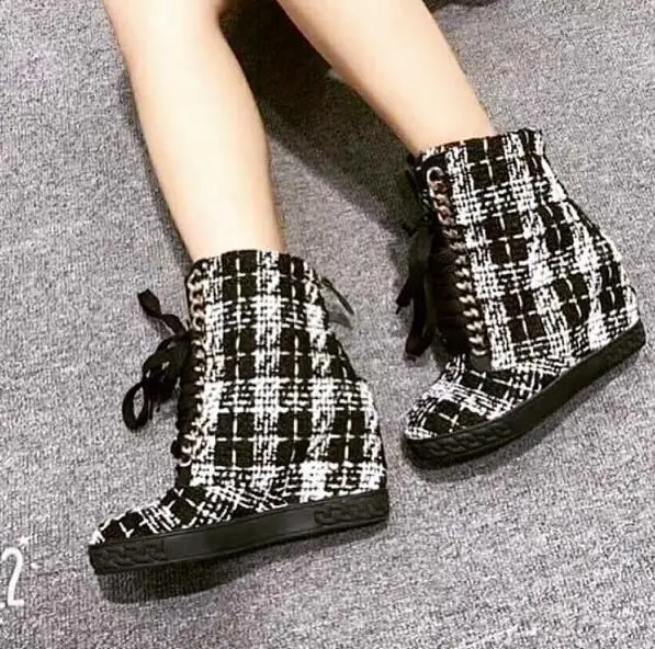 2018 Осенняя популярная клетчатая женская повседневная обувь на танкетке со