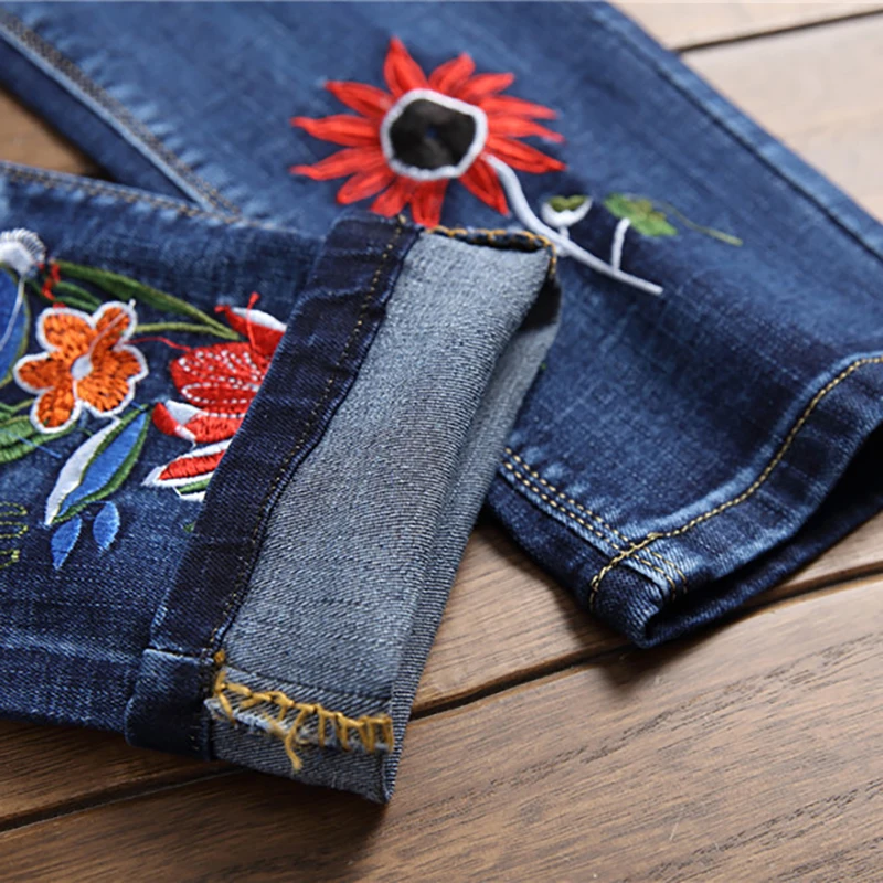 Sokotoo Для мужчин с цветочной вышивкой стрейч джинсы мода slim fit узкие брюки для мужчин