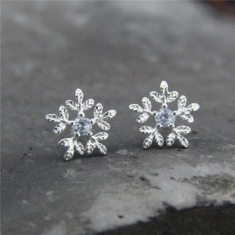 Серебряные ювелирные изделия Корейский простой Циркон снежинка уха гвоздь