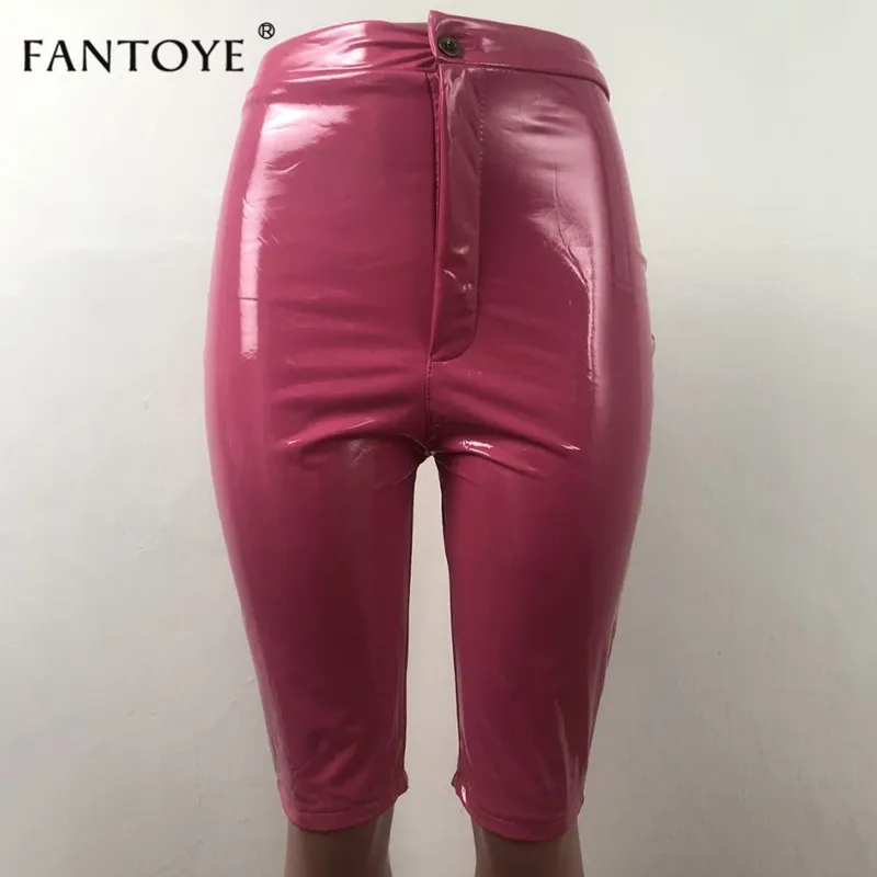 Pink Fantoye пикантные из искусственной кожи шорты Для женщин Сплошной Светоотражающие сексуальные C высокой талией, эластичные Половина шорты конфетного цвета узкие Стретч Клубная одежда - Цвет: Pink