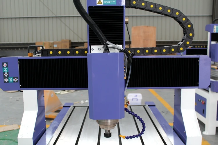 Чугунный Настольный станок 3 axis 3d Производство мини фрезерный с ЧПУ 6090 для