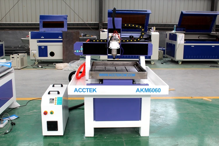 Китайский фрезерный станок с ЧПУ гравировальный 4 осями вращающийся