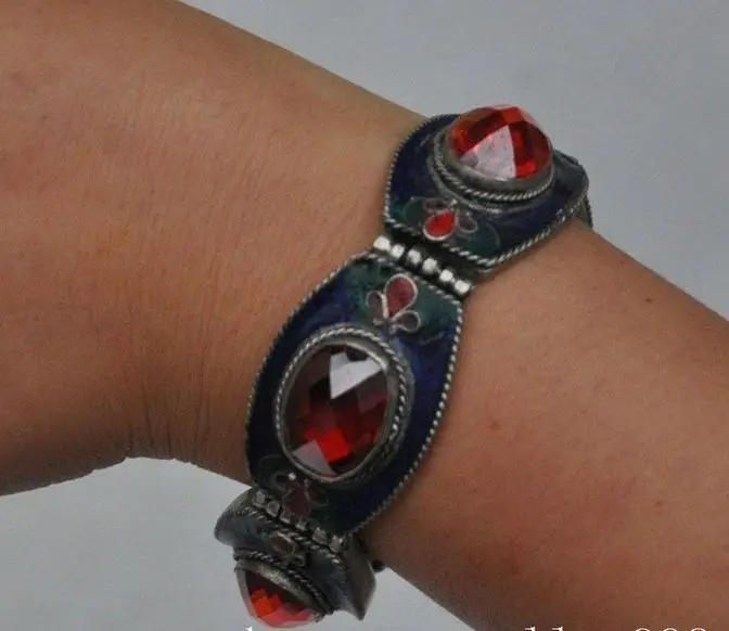 China's Tibet dynasty palace cloisonne bracelet silver inlaid gems
