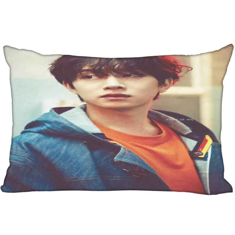 Новое поступление на заказ Ким HeeChul атласная наволочка 35x45 см (с одной стороны)