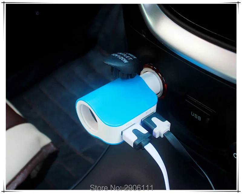 Автомобильное зарядное устройство с двумя usb-портами универсальное быстрое для