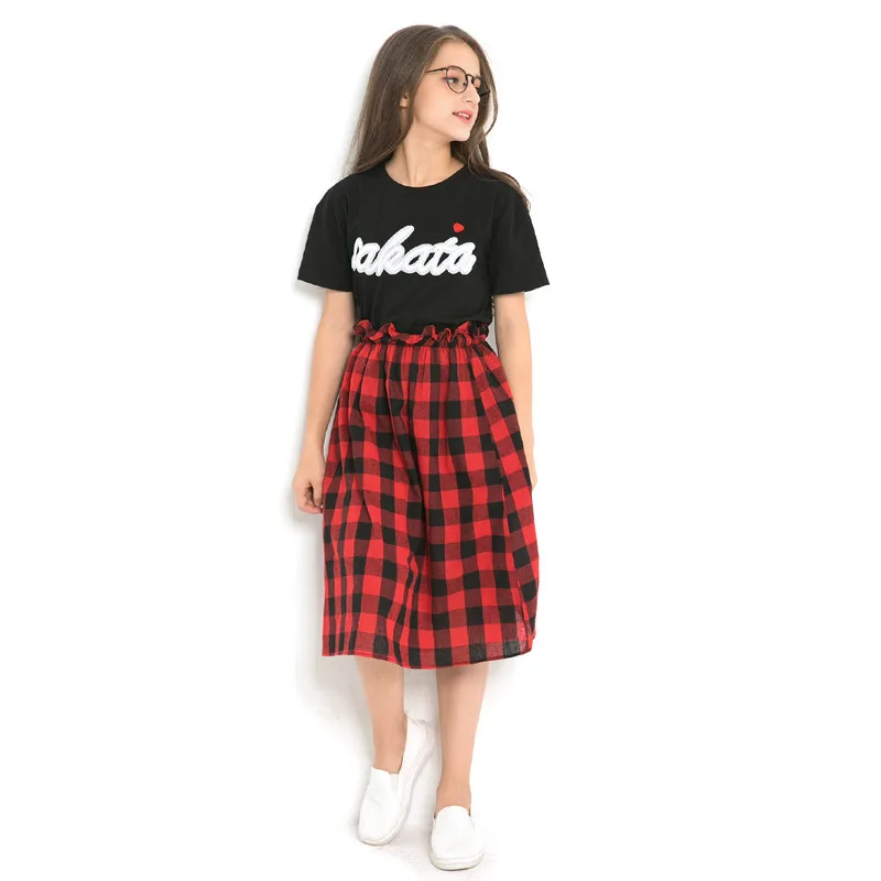 Комплект одежды для девочек-подростков из 2 предметов: клетчатая юбка + футболка с