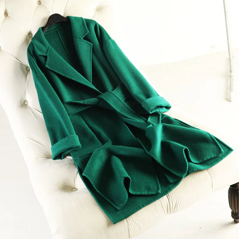 Женское длинное кашемировое пальто однотонное зеленое шерстяное с поясом на