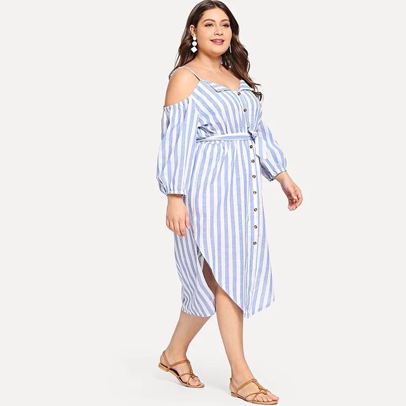 Платье женское с открытой спинкой зеленое в полоску на пуговицах большие размеры